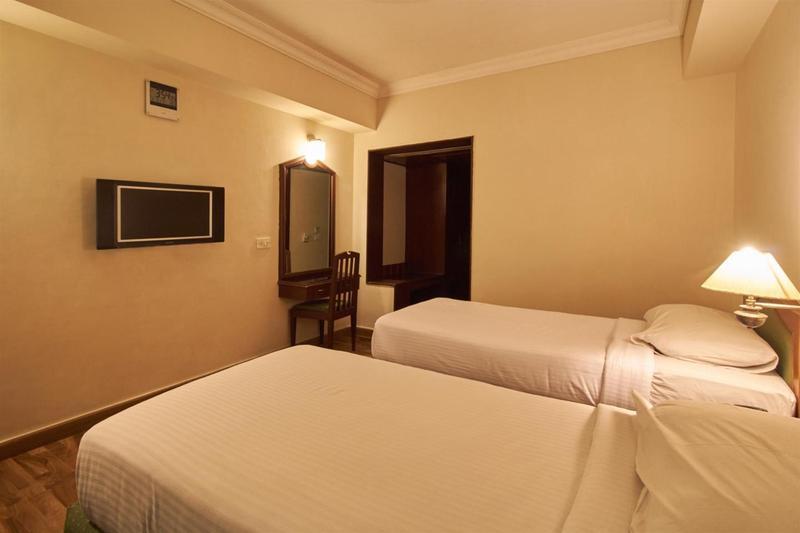 Hotel Park Plaza Chennai Exteriör bild
